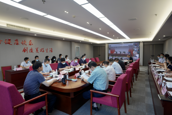 四川尊龙凯时集团召开疫情防控工作领导小组2022年第3次会议 集团党委书记、董事长、疫情防控工作领导小组第一组长任丁主持会议并讲话
